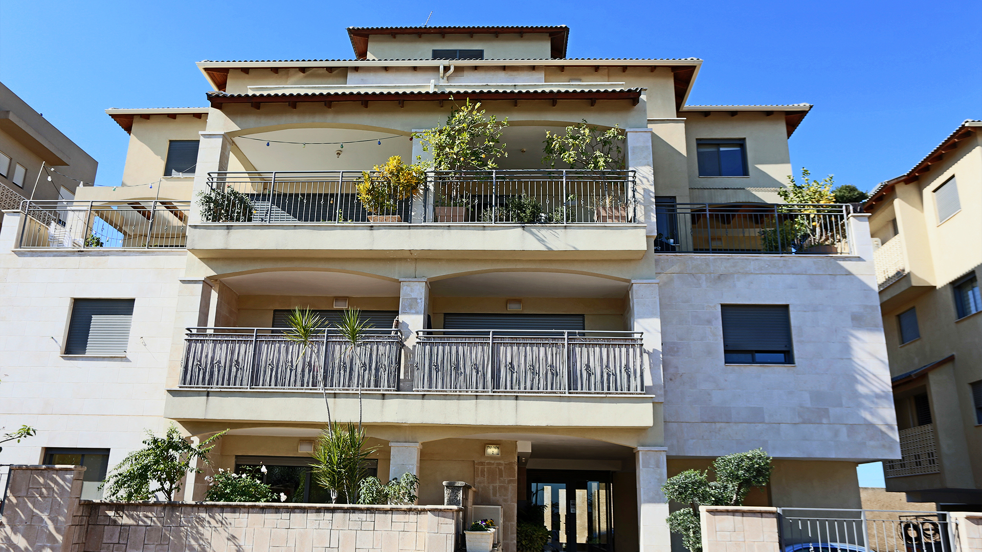 אדירים בהדר - הוד השרון_2